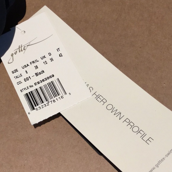 Gottex Profile 8 Labyrinth Halter Neck One Piece - Picture 9 of 11